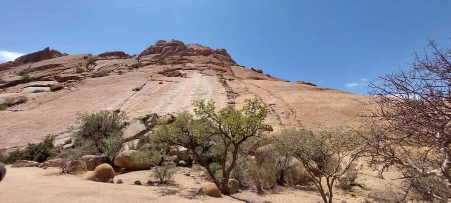 Swakopmund: Spitzkoppe Day Tour with Hotel Pickup - Zayla Shipwreck and the Hentiesbaai Stop: A Short Detour With Real Atmosphere